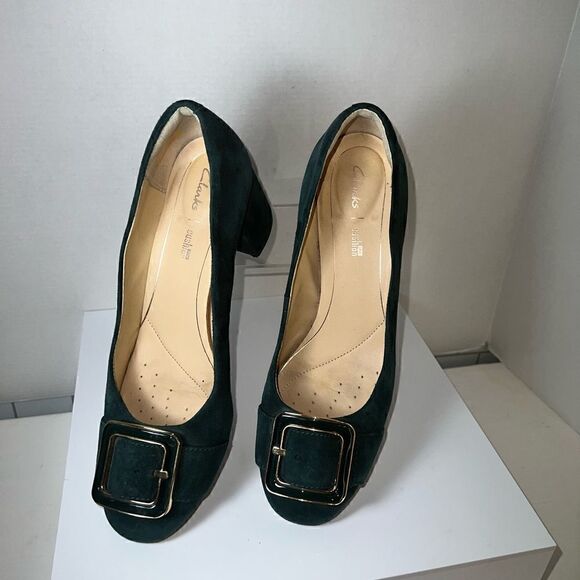 Authentic Like New Clark’s - Picture 3 of 6